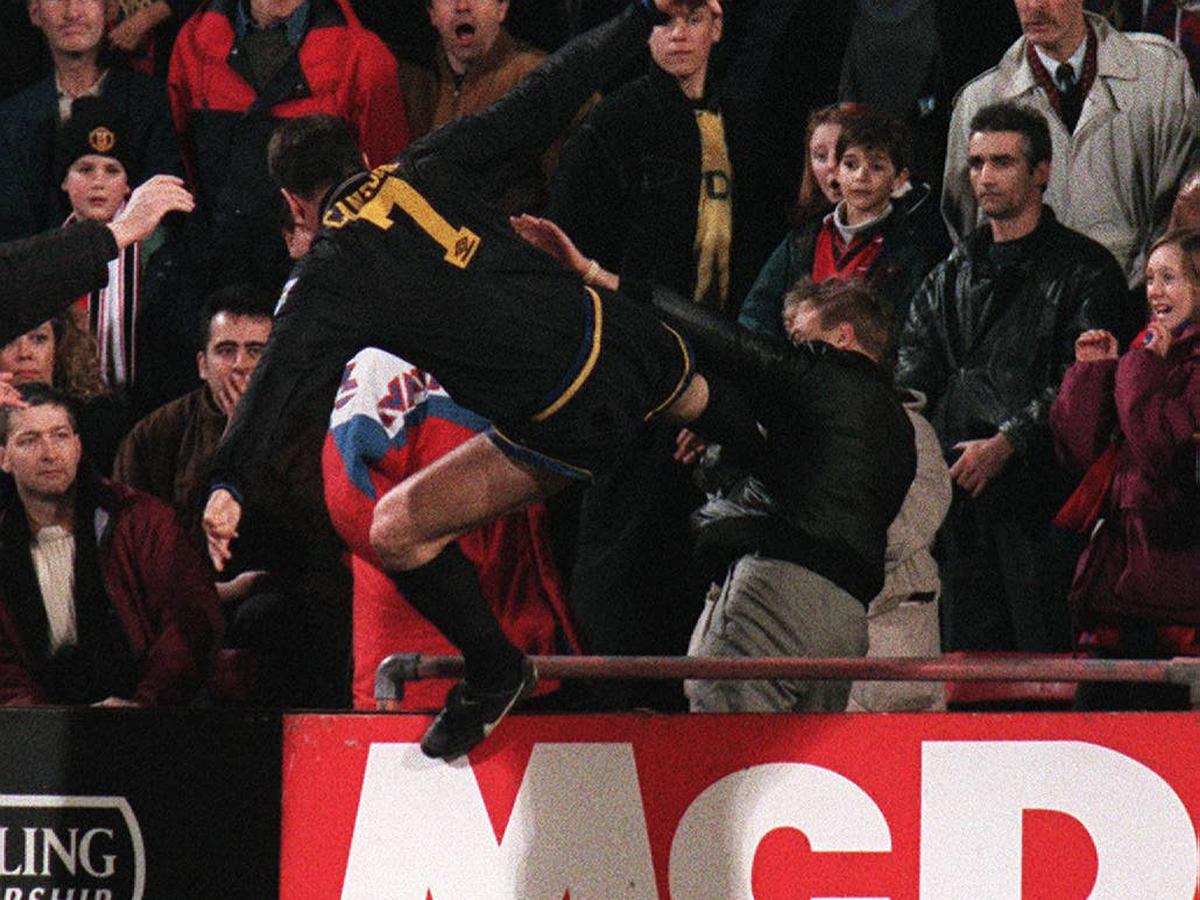 Sao bóng đá ngồi tù - Bóng Đá