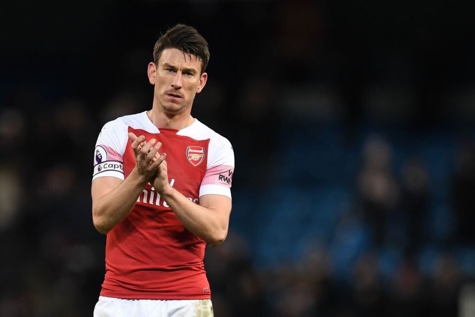 Arsene Wenger reveals his reaction to Laurent Koscielny snubbing Arsenal on pre season tour - Bóng Đá