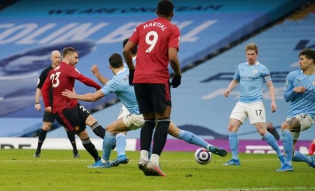 Dùng 'công thức cũ', Man Utd cắt đứt mạch 21 trận toàn thắng của Man City - Bóng Đá
