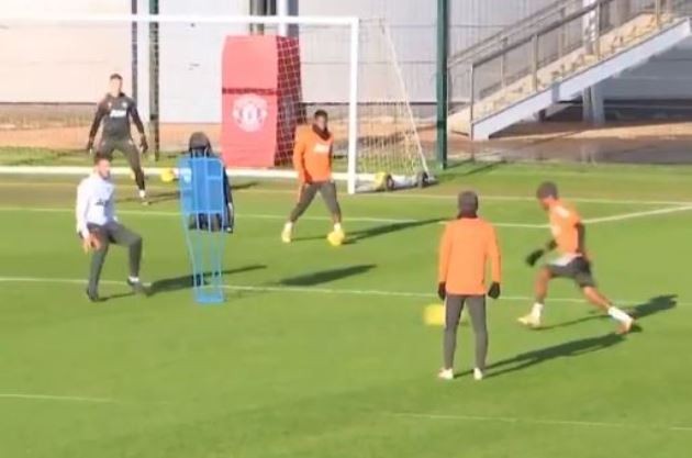 Amad Diallo scores lovely goal in training - Bóng Đá
