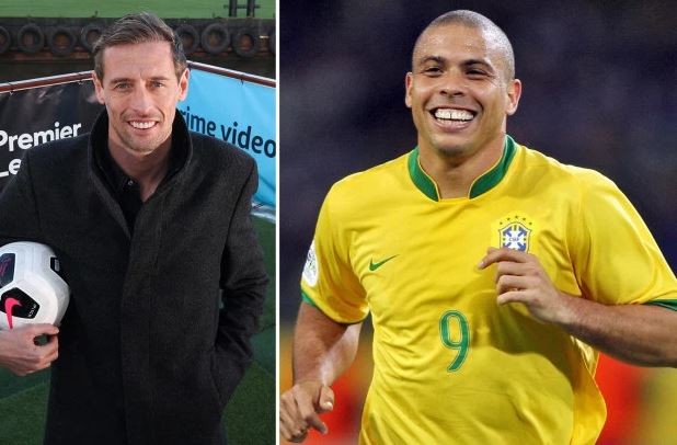 Crouch recalls hilarious moment he bumped into Ronaldo drinking beer and balancing an ashtray on his stomach in Ibiza - Bóng Đá