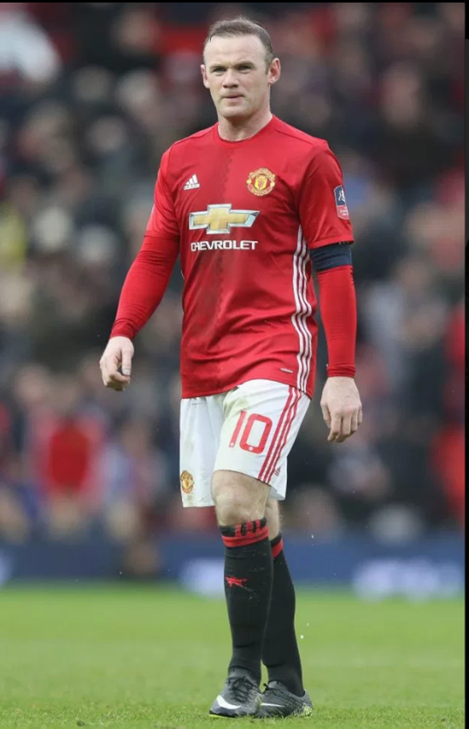 Wayne Rooney hooker Helen Wood’s book reveals fellow vice girl posed as a cleaner to sneak into his house - Bóng Đá