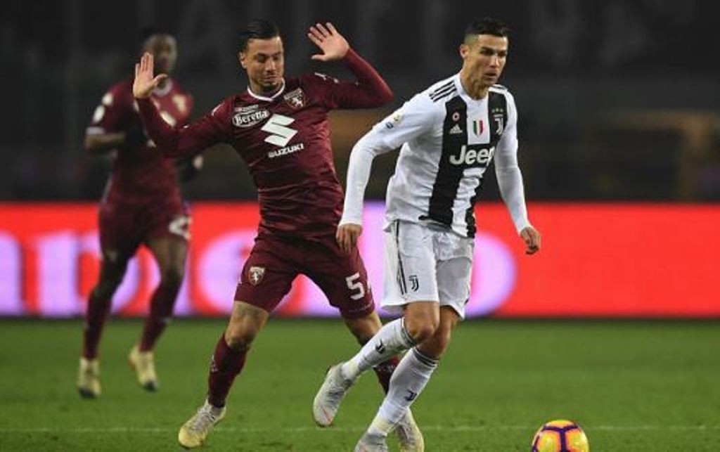 Report: Armando Izzo's agent travels to London, talks with Arsenal expected - Bóng Đá