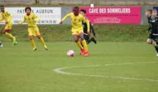 'I Wish To Play For Man Utd In Future Like Ighalo' - Aston Villa, Palace Linked Striker Reveals Dream Club - Bóng Đá