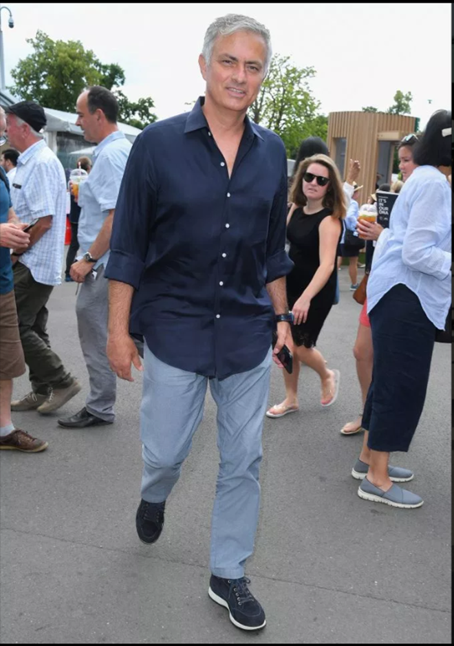 Man Utd legends Sir Alex Ferguson and David Beckham spotted at Wimbledon as stars come out to watch blockbuster Federer vs Nadal clash - Bóng Đá