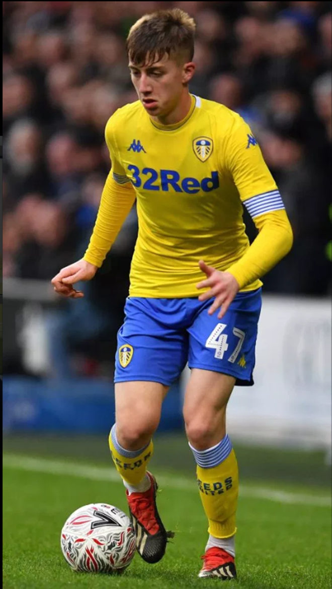 Tottenham’s first signing in 518 days Jack Clarke turned down Man City, became a Leeds star where he collapsed during a game - Bóng Đá