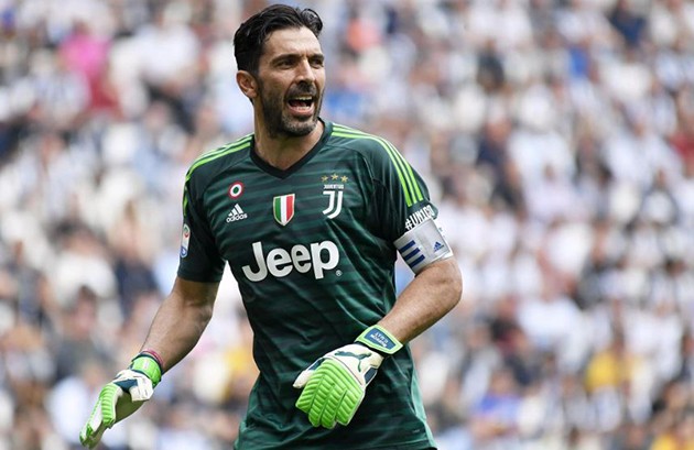 Juventus, Gigi Buffon will take his medicals on Thursday - Bóng Đá