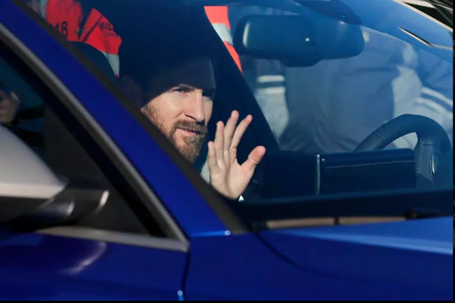 Messi and Barcelona team-mates ordered to return freebie cars to Audi within three weeks after sponsorship ends - Bóng Đá