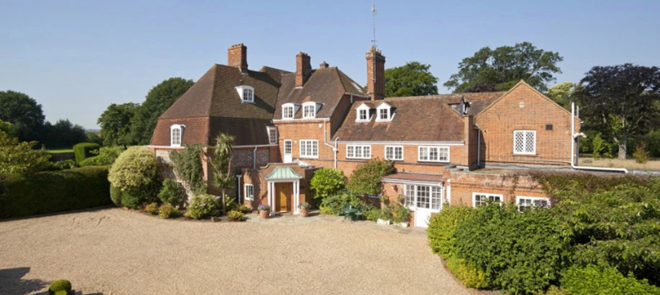 Inside Chelsea legend John Terry’s stunning seven-bed £4.5m mansion with stables and tennis court - Bóng Đá