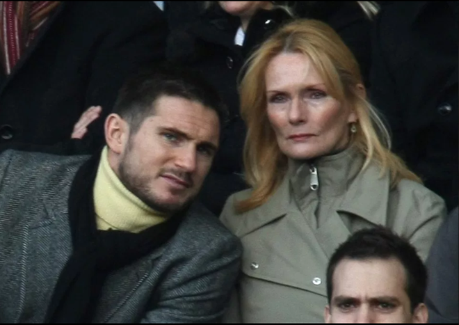 Frank Lampard’s star-studded family includes TV royalty like wife Christine and legends of football like Harry Redknapp - Bóng Đá