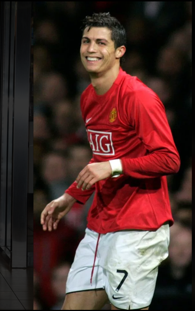 Wayne Rooney hooker Helen Wood’s book reveals fellow vice girl posed as a cleaner to sneak into his house - Bóng Đá