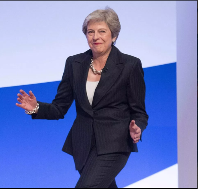 David Moyes’ six-year Man Utd deal runs out today and here’s how the world changed since, from Donald Trump to Love Island - Bóng Đá