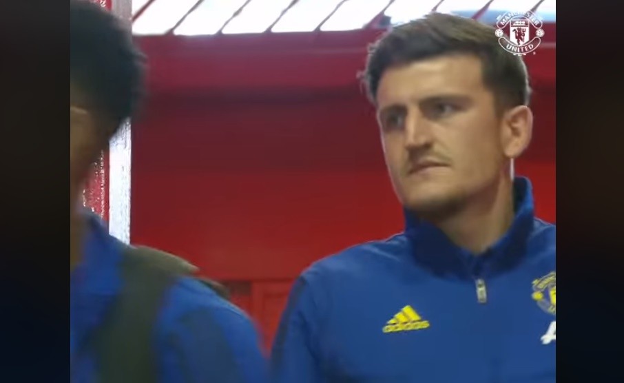 Maguire thậm chí không ở cùng phần sân khi Marital ghi bàn thứ 2' - Bóng Đá