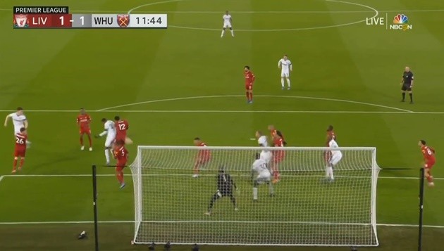 TAA x Wijnaldum - Trùng hợp khó tin về ký ức Liverpool hủy diệt Barca - Bóng Đá