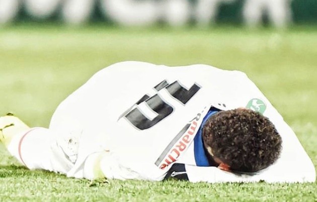 Neymar: I don't know how much I can bear it, it saddens me to hear that I have to be hit - Bóng Đá