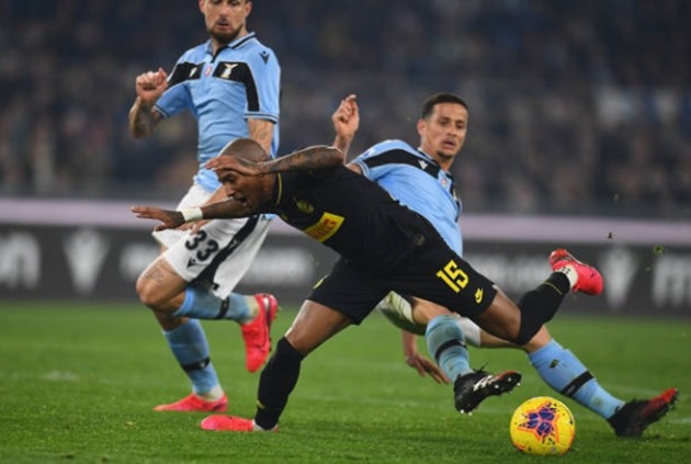 Arsenal financial squeeze opens door for Barcelona to launch Pierre-Emerick Aubameyang bid - Bóng Đá