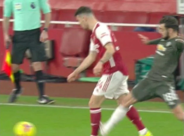 Bruno vs Xhaka - Bóng Đá