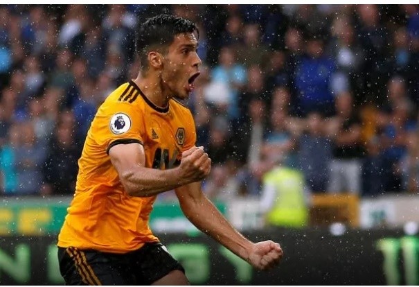 Fan Chelsea tức giận với Zouma - Bóng Đá