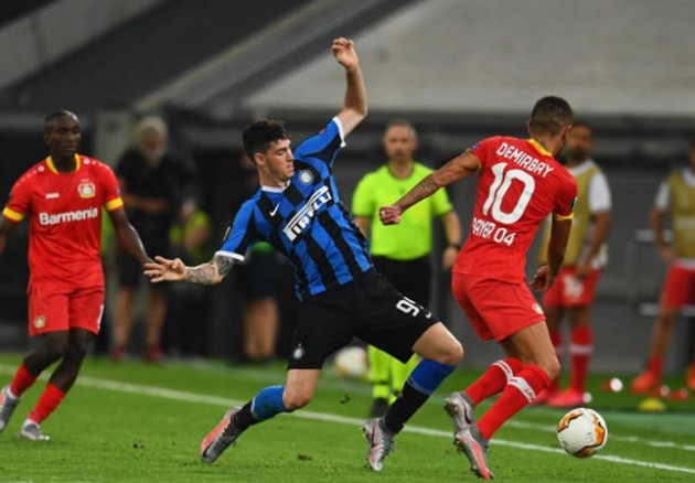 5 phút bù giờ sôi động của Inter Milan - Bóng Đá