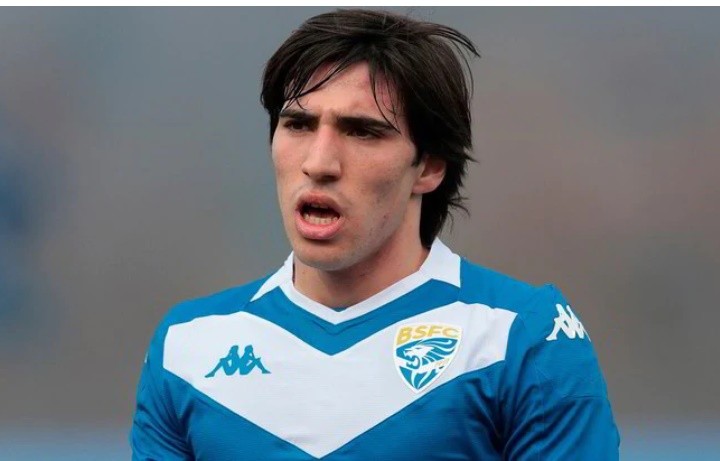 Juve target Tonali and Aouar as Pogba alternatives - Bóng Đá