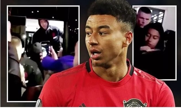 Lingard bị chửi mắng bên ngoài SVĐ sau trận gặp Derby County - Bóng Đá