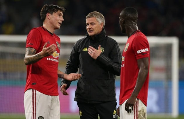Eric Bailly says Solskjaer has given him valuable defensive advice - Bóng Đá