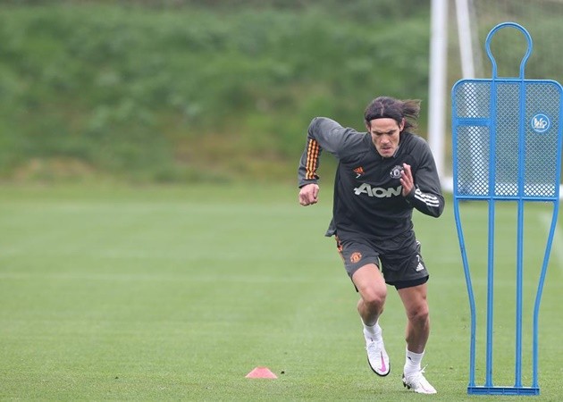 Uruguayan academics slam FA over ban of Manchester United's Cavani - Bóng Đá