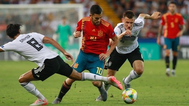 Real Betis giành lợi thế trong cuộc đua giành chữ ký Dani Ceballos - Bóng Đá