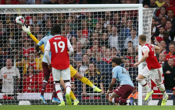 'Thảm họa' Maitland-Niles suýt nữa nhấn chìm Arsenal - Bóng Đá