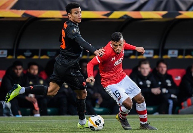 Thiếu sáng tạo? Man Utd giờ đây còn chẳng biết cách tấn công - Bóng Đá