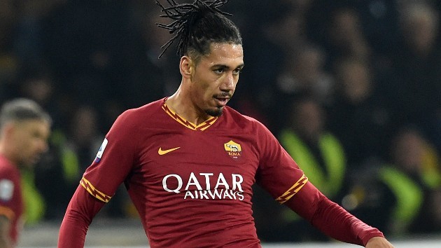 Juventus considering swapping Bernardeschi with Smalling  - Bóng Đá