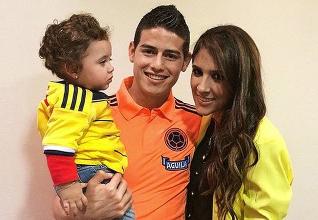 Từ Dzeko đến James: Các cầu thủ bạn không nghĩ họ có quan hệ cực kỳ gần gũi - Bóng Đá