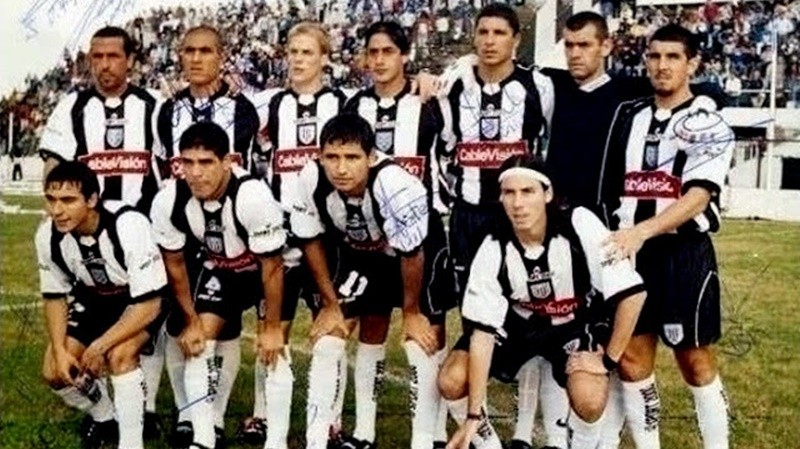 Ezequiel Lavezzi, người muốn từ bỏ 20 triệu euro để về Serie A là ai? - Bóng Đá