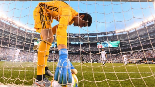 Courtois could be out for a month with ankle injury - Bóng Đá