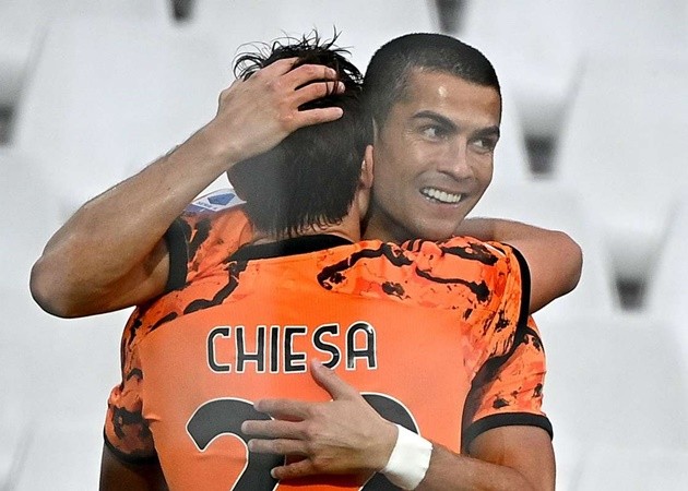 10 thống kê 'đỉnh' nhất năm 2020: Wan-Bissaka góp mặt; Messi quá 'bá' - Bóng Đá