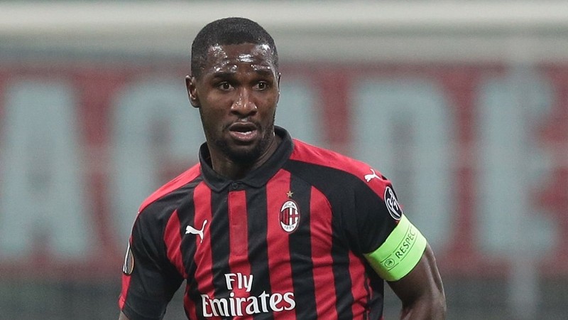 Milan mua Zapata - Bóng Đá