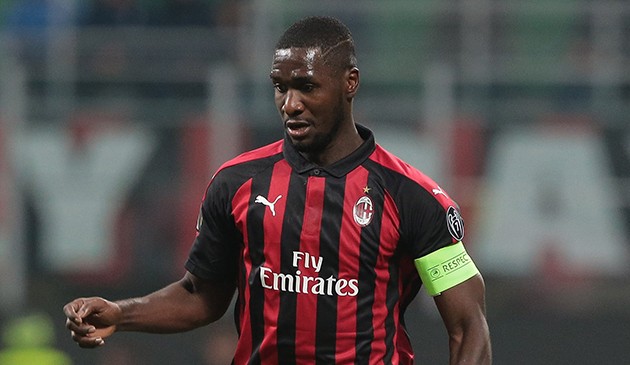 Zapata announces Milan exit - Bóng Đá