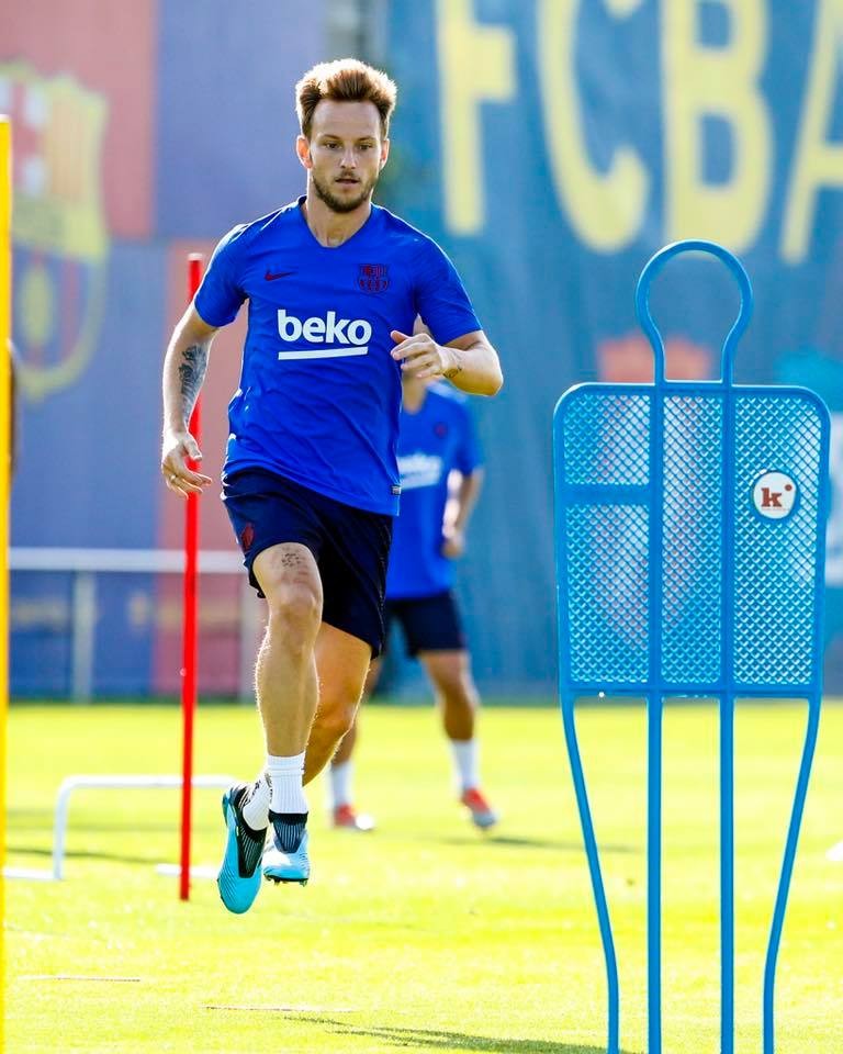 Barca tập - Bóng Đá