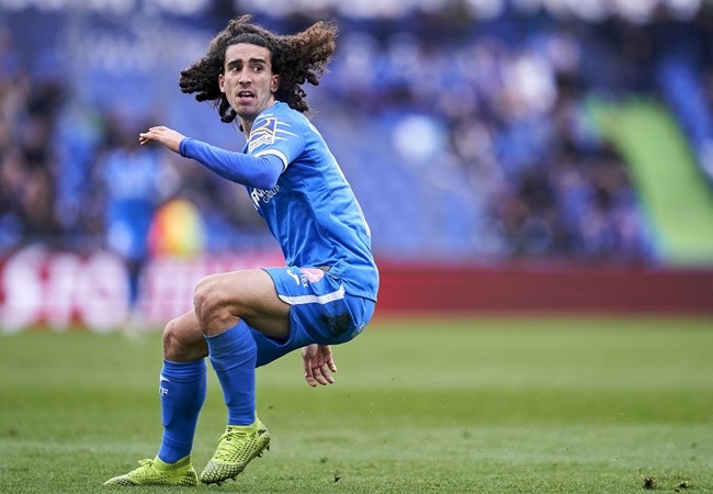 Chelsea tracking Barcelona loan star Cucurella - Bóng Đá