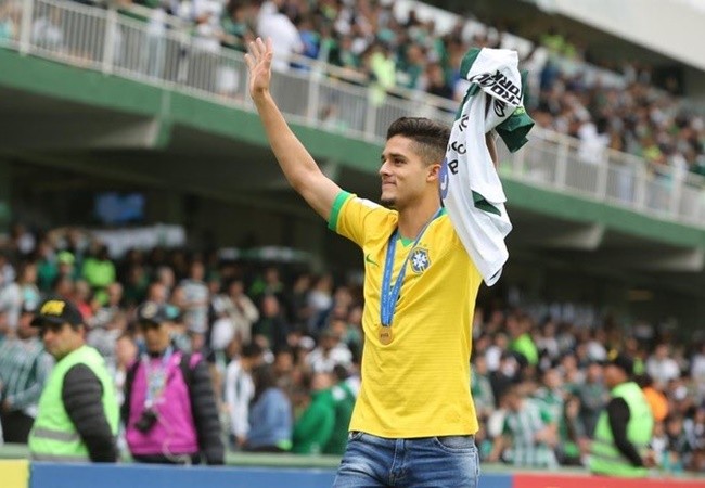 Man City sign Yan Couto - Bóng Đá