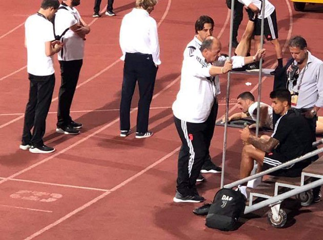 Video: Cancelo can't be bothered - Bóng Đá