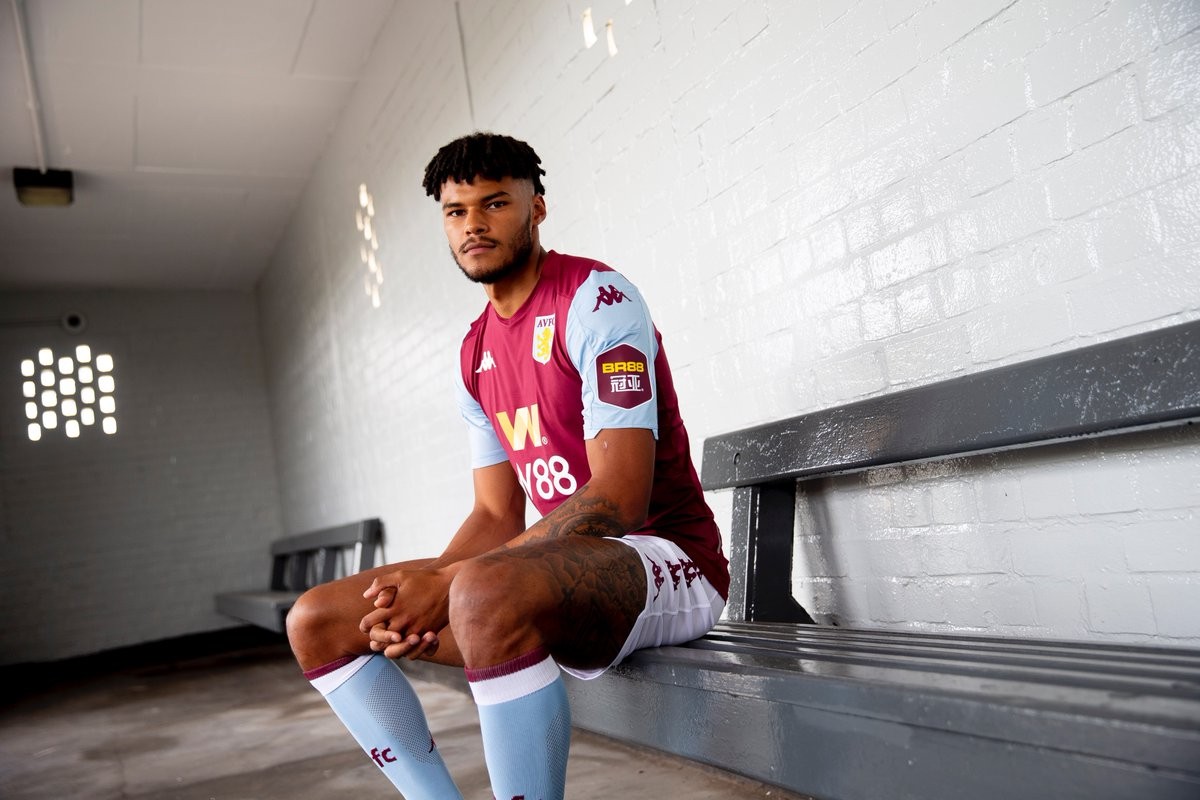 Premier League cẩn thận, 'Terry 2.0' đã ra mắt Aston Villa - Bóng Đá