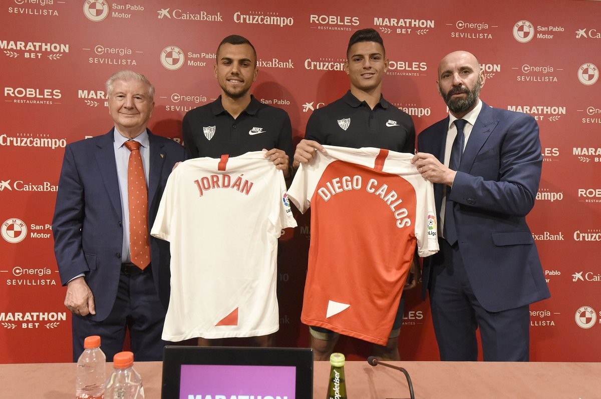 CHÍNH THỨC! Sevilla chiêu mộ Torres - Bóng Đá