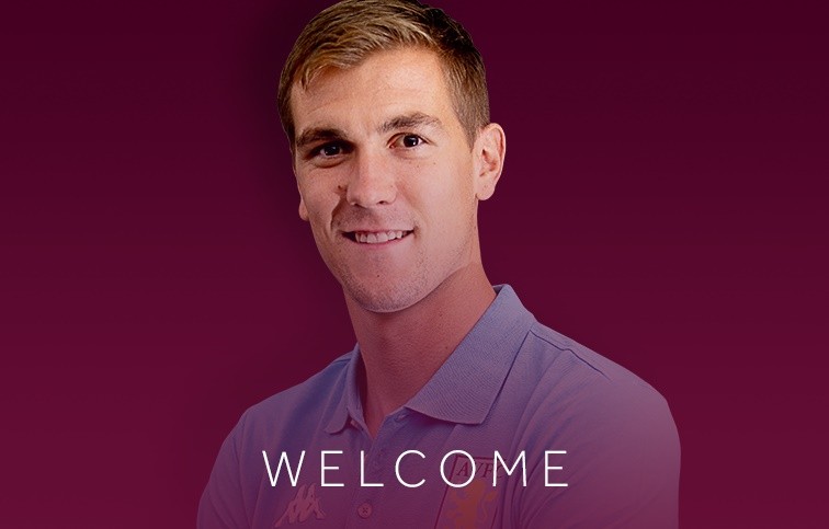 VILLA SIGN ENGELS - Bóng Đá