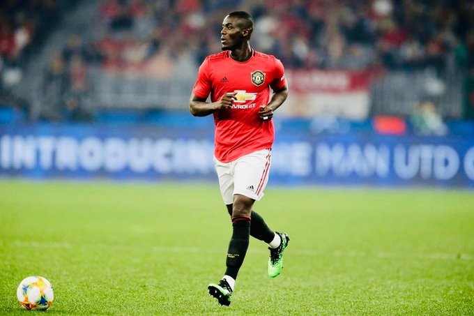 Ảnh Bailly chấn thương  - Bóng Đá