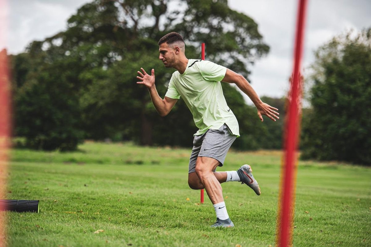 Dalot training - Bóng Đá