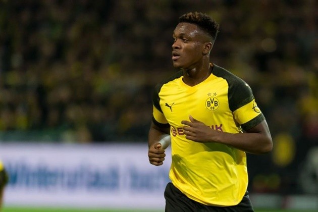 5 trung vệ trẻ đầy hứa hẹn của bóng đá thế giới - Bóng Đá