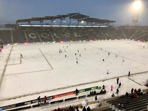 A referee’s eyebrows literally froze during the coldest game in MLS history - Bóng Đá