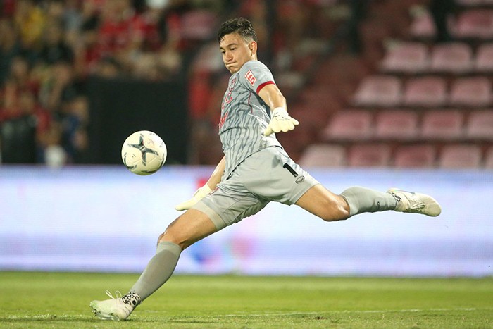 Dư âm vòng 19 V-League: Nụ cười của HLV Park Hang-seo - Bóng Đá