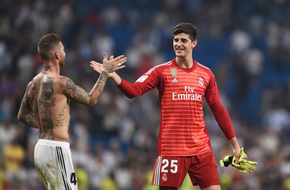 Real Madrid are considering a move for AC Milan goalkeeper Gianluigi Donnarumma this summer, a report claims, as well as other solutions. - Bóng Đá